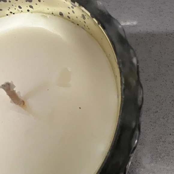 Magnolia &PATCHOULI Scented Candle 8oz Hand Poured In The USA Mercury Glass Jar - Picture 5 of 9